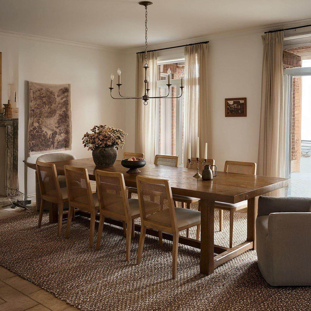 Swooplace Round Chandelier