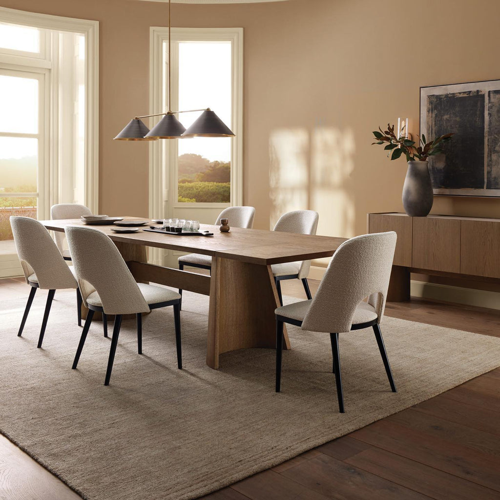 Conelilt Linear Chandelier