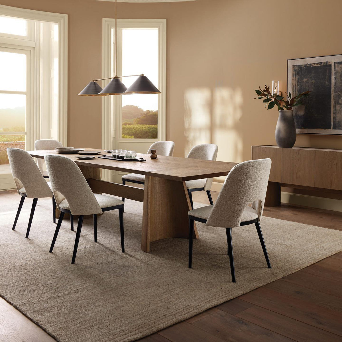 Conelilt Linear Chandelier