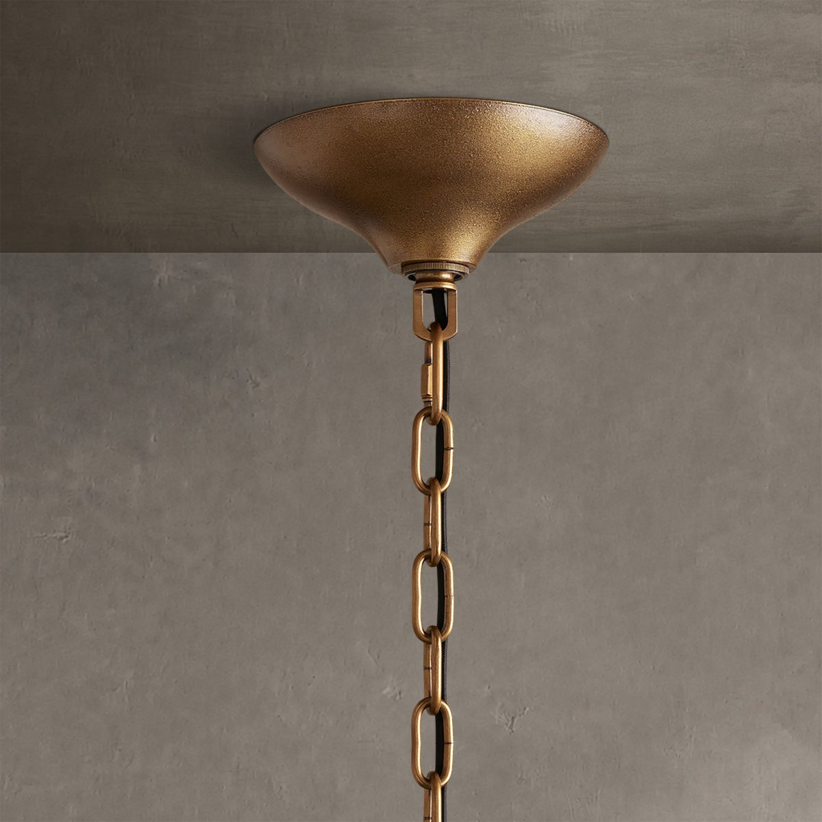 Castbloom Round Chandelier