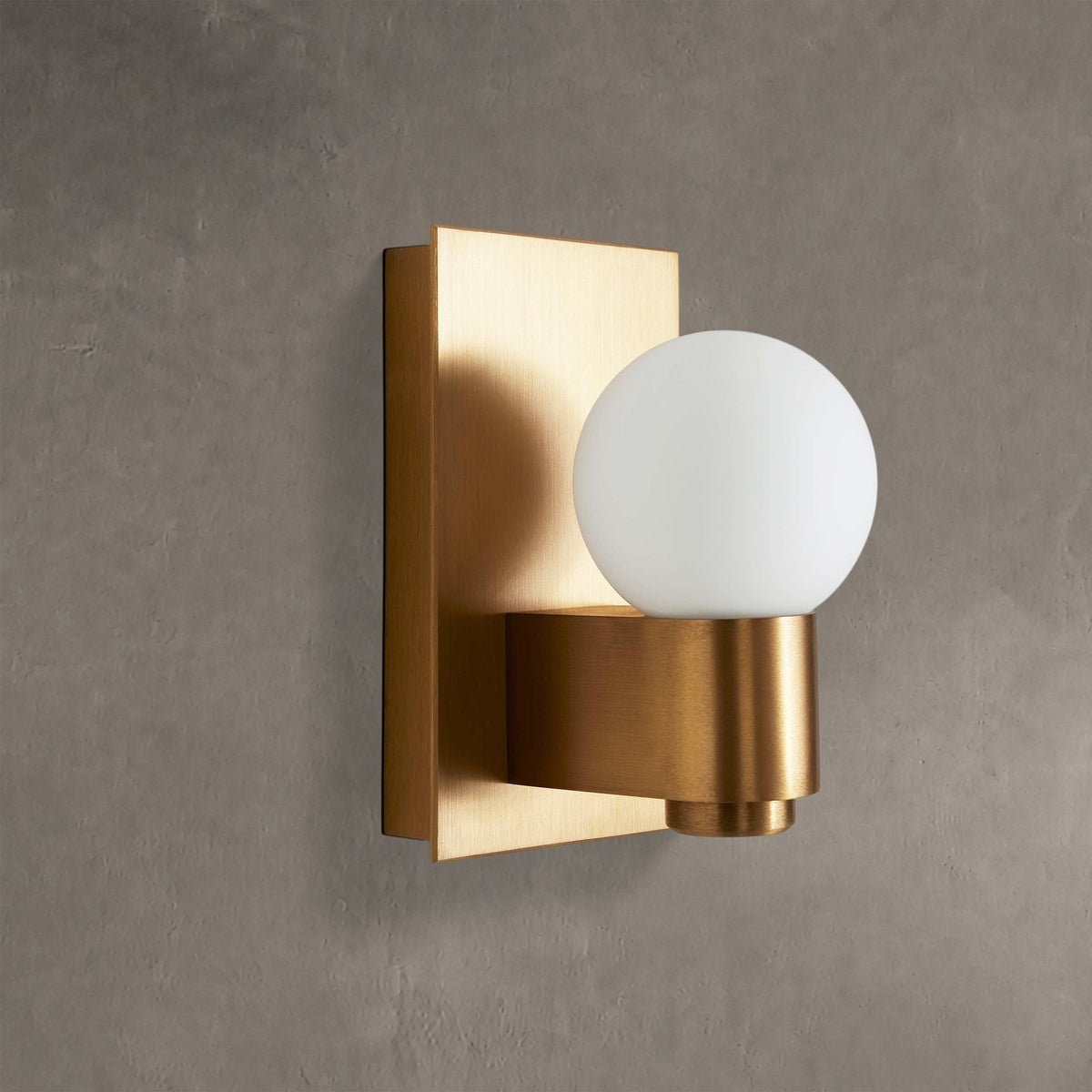 Dewborne Wall Sconce