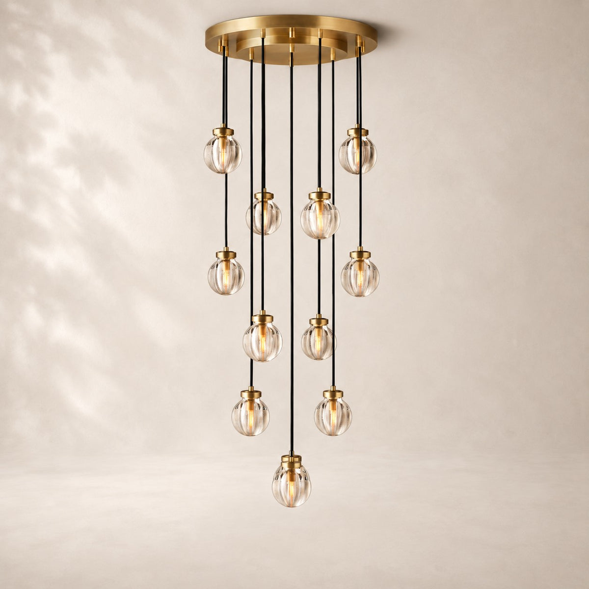 Perlisse Round Chandelier 22"