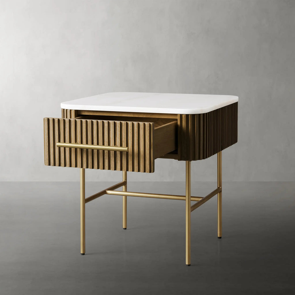 Finelle End Table with Drawer