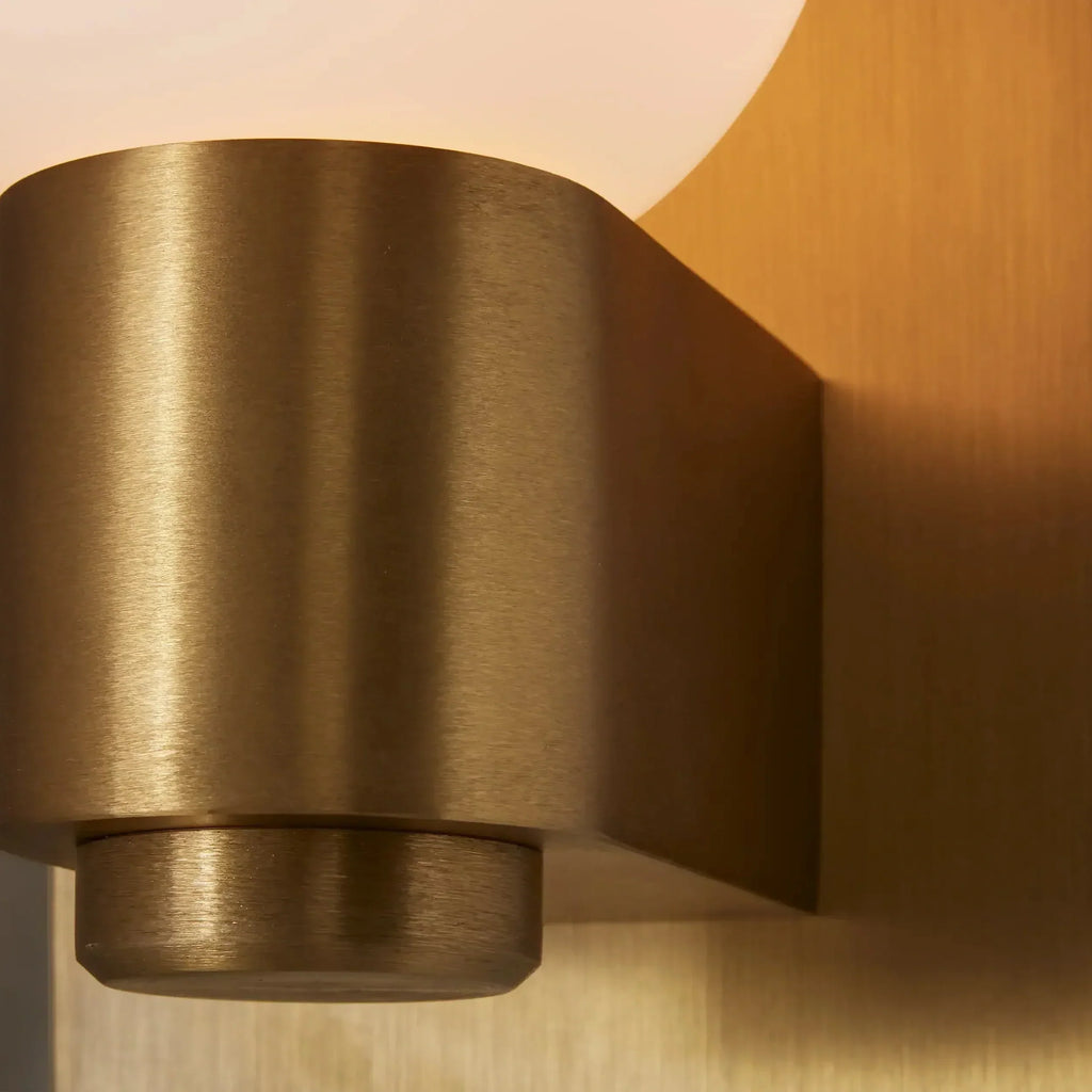 Dewborne Wall Sconce
