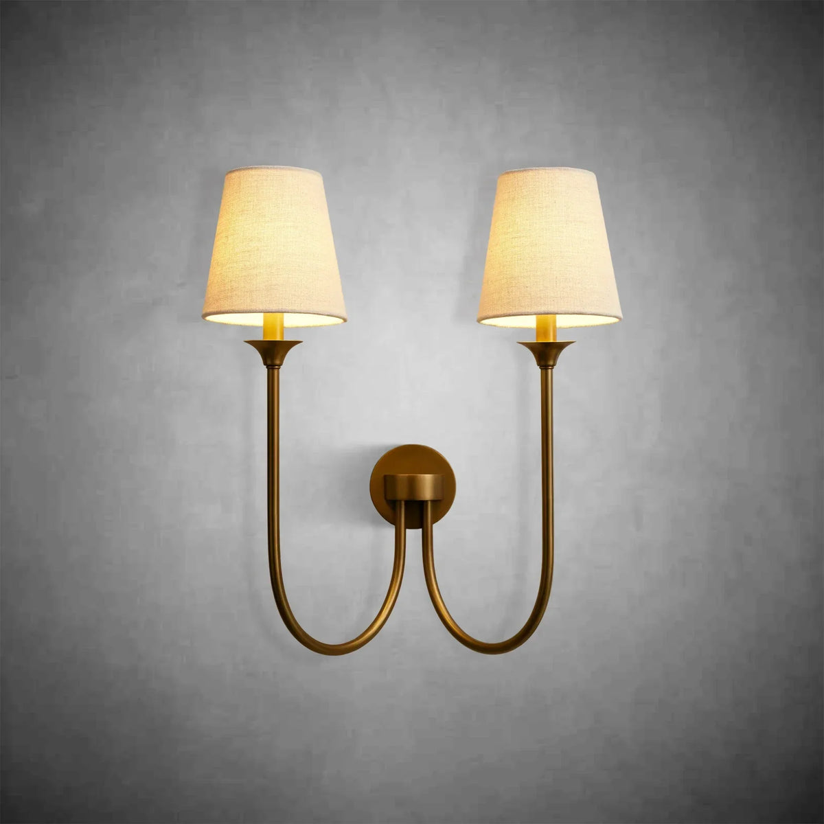 Curvecourt Sconce