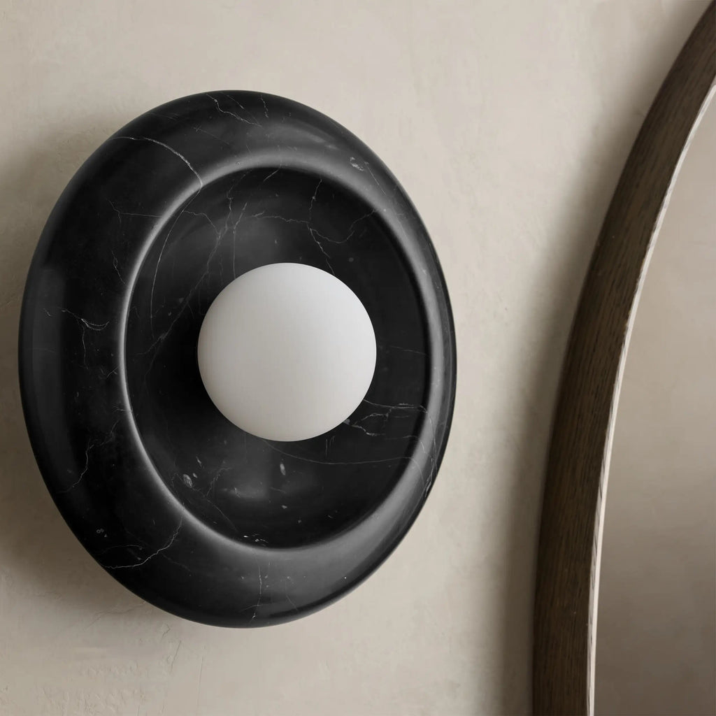 Curvenest Sconce