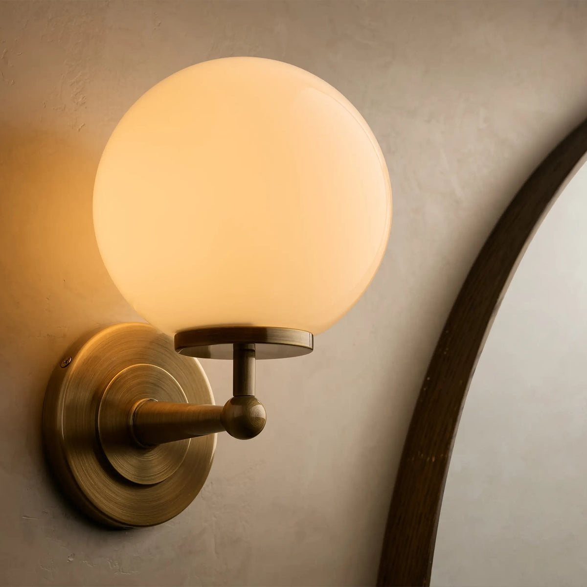 Orbturn Sconce