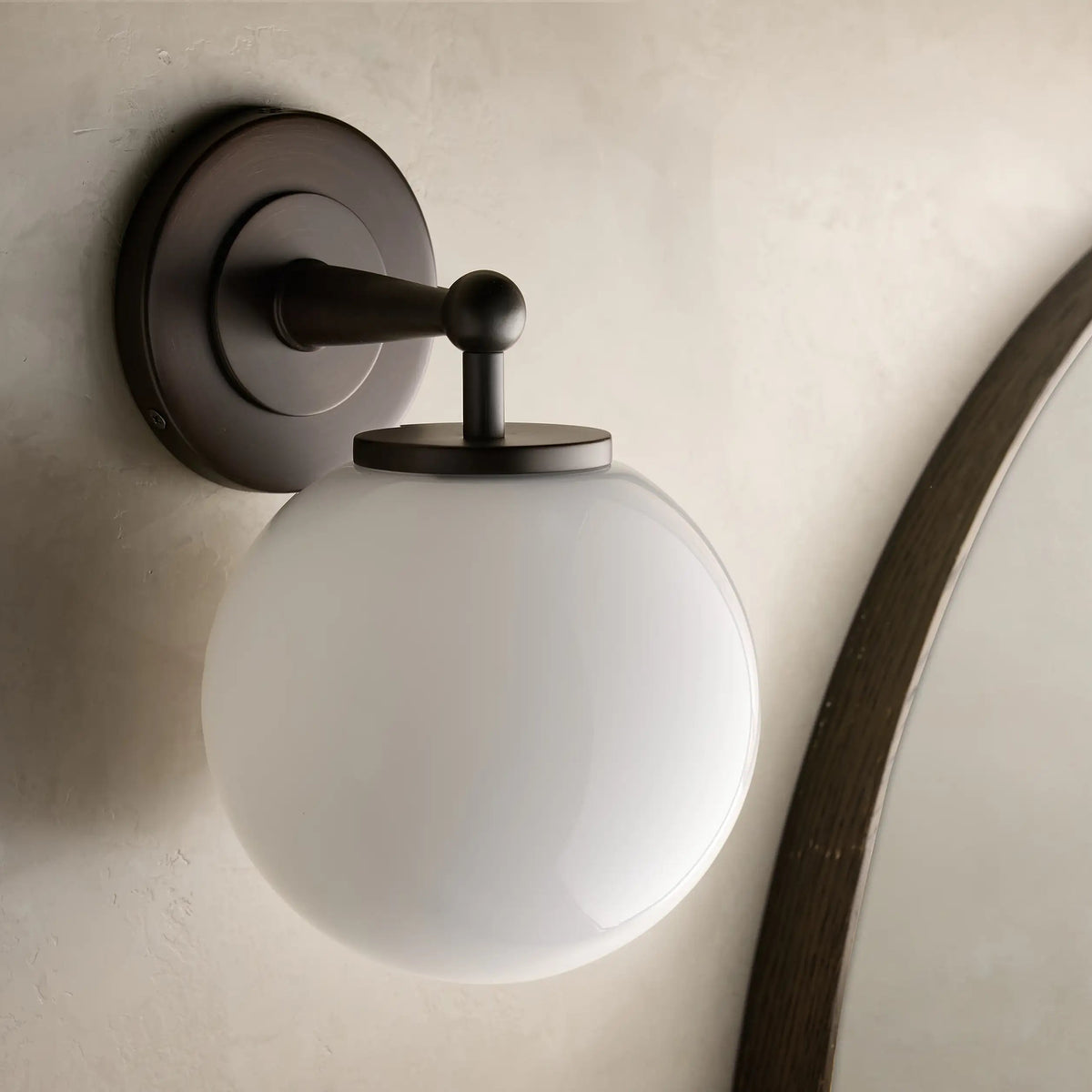 Orbturn Sconce