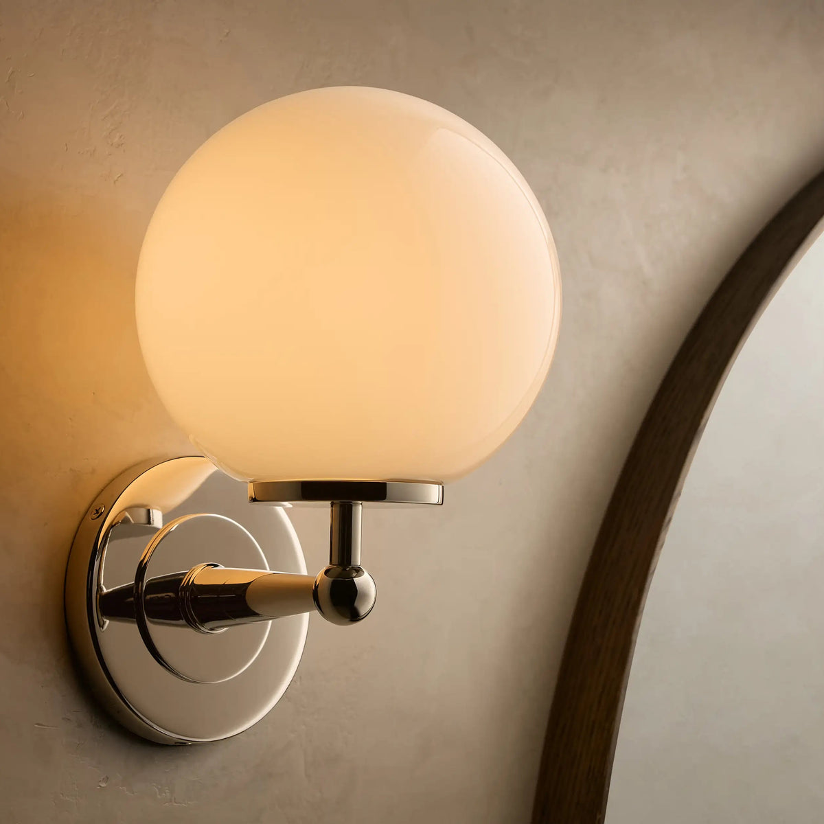 Orbturn Sconce