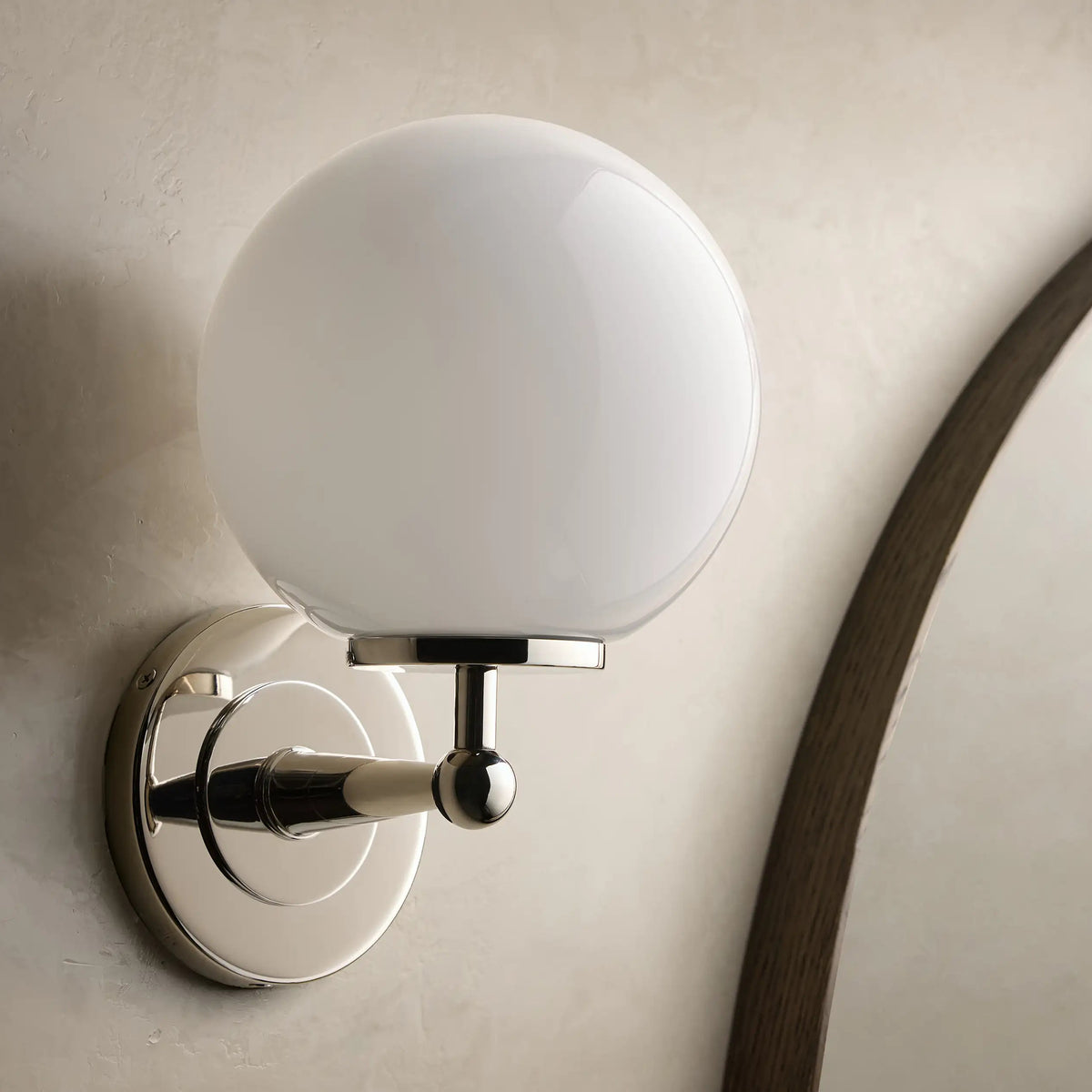 Orbturn Sconce