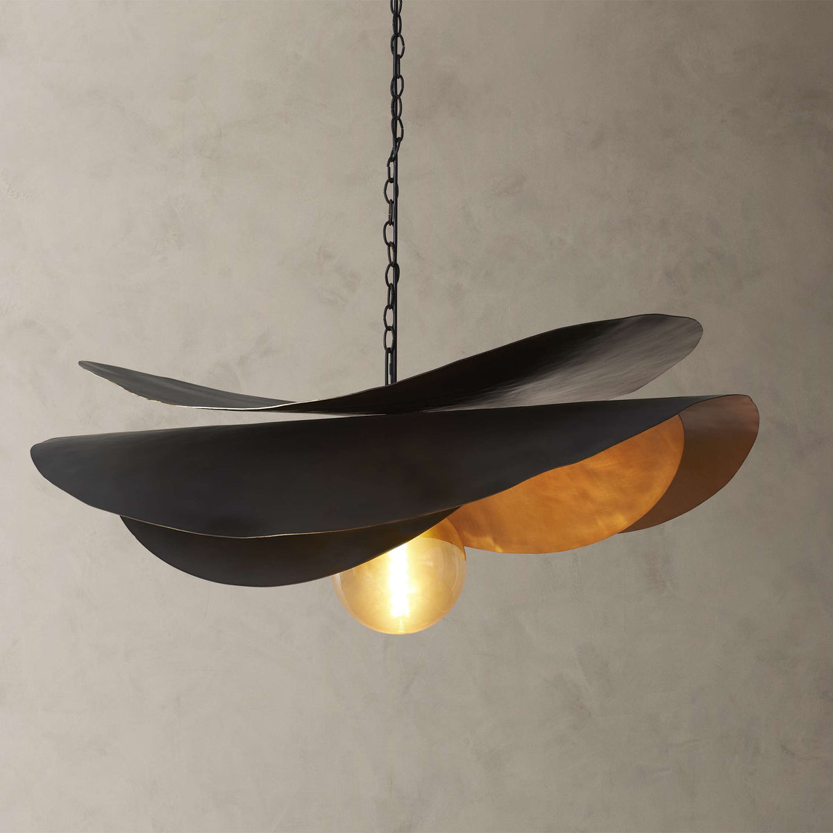 Arcfold Curved Pendant