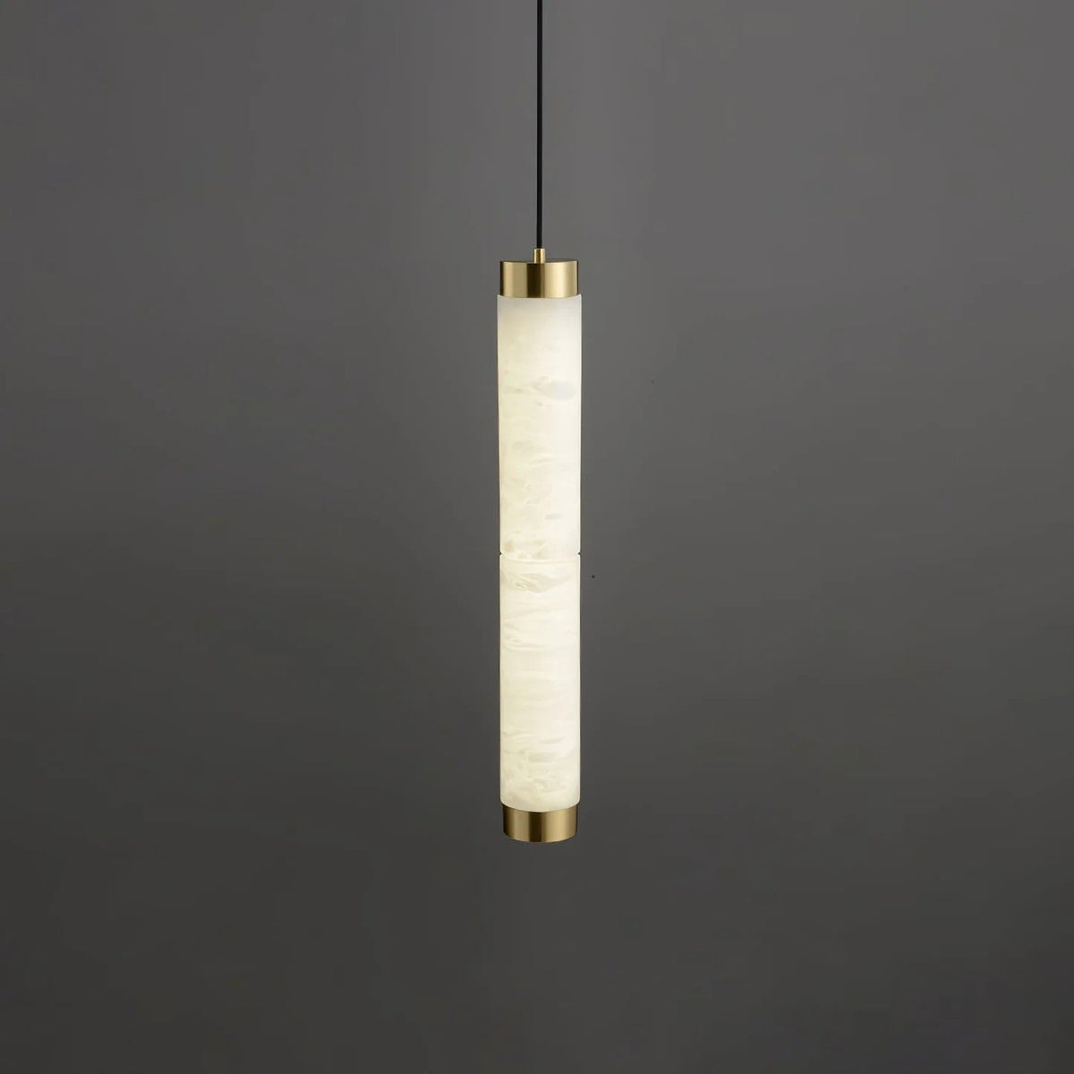 Brushed Brass Alabaster Pendant Lamp – Elegant Ceiling Light