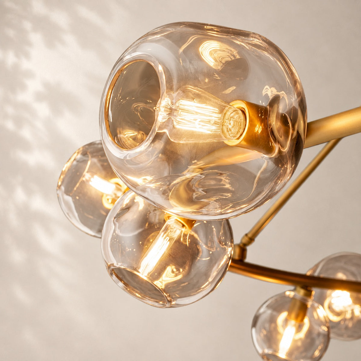 Bubeline Glass Round Chandelier 72"
