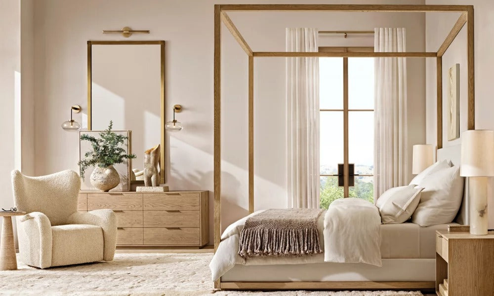 Calvette Clear Glass Sconce
