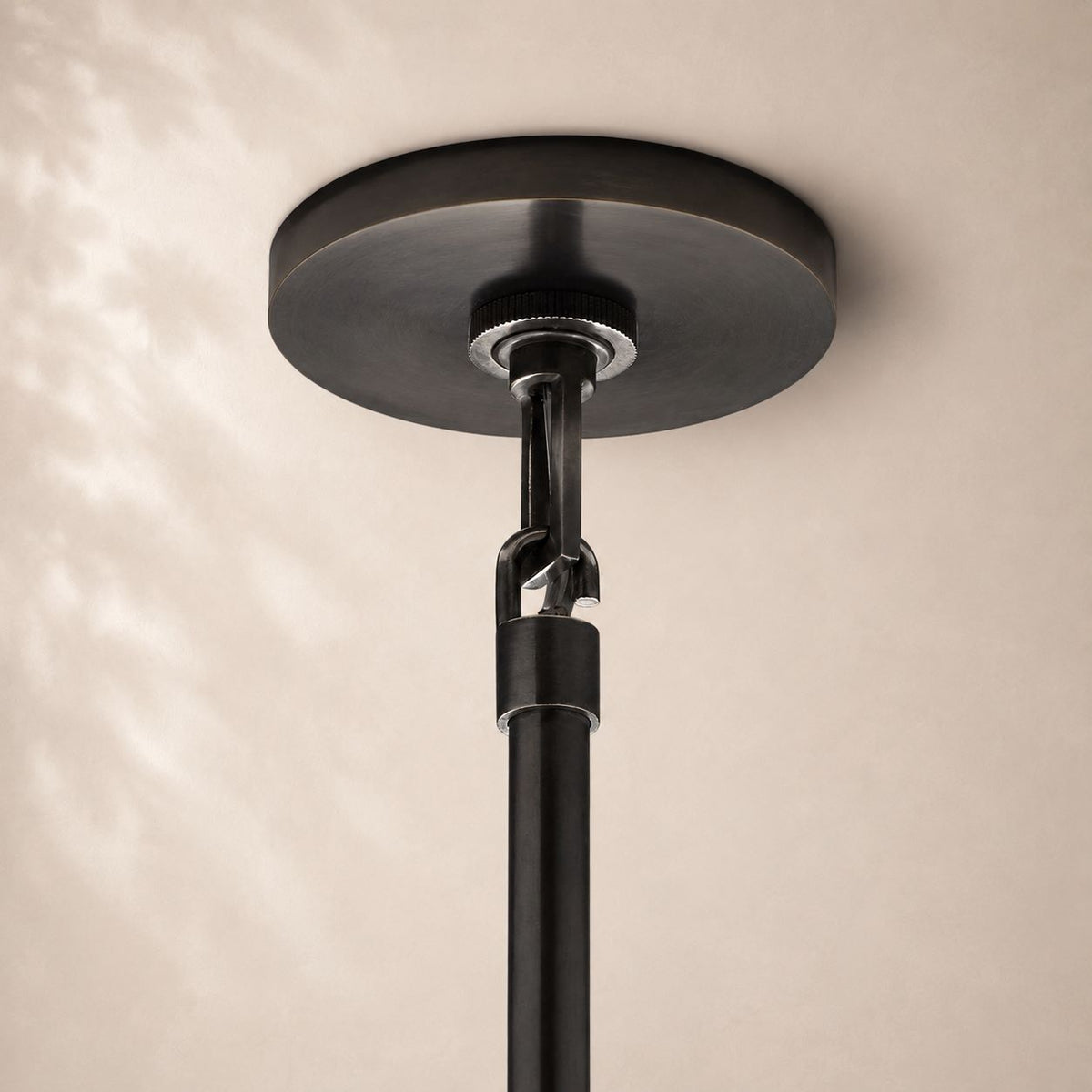 Chevara Grand Pendant 13"