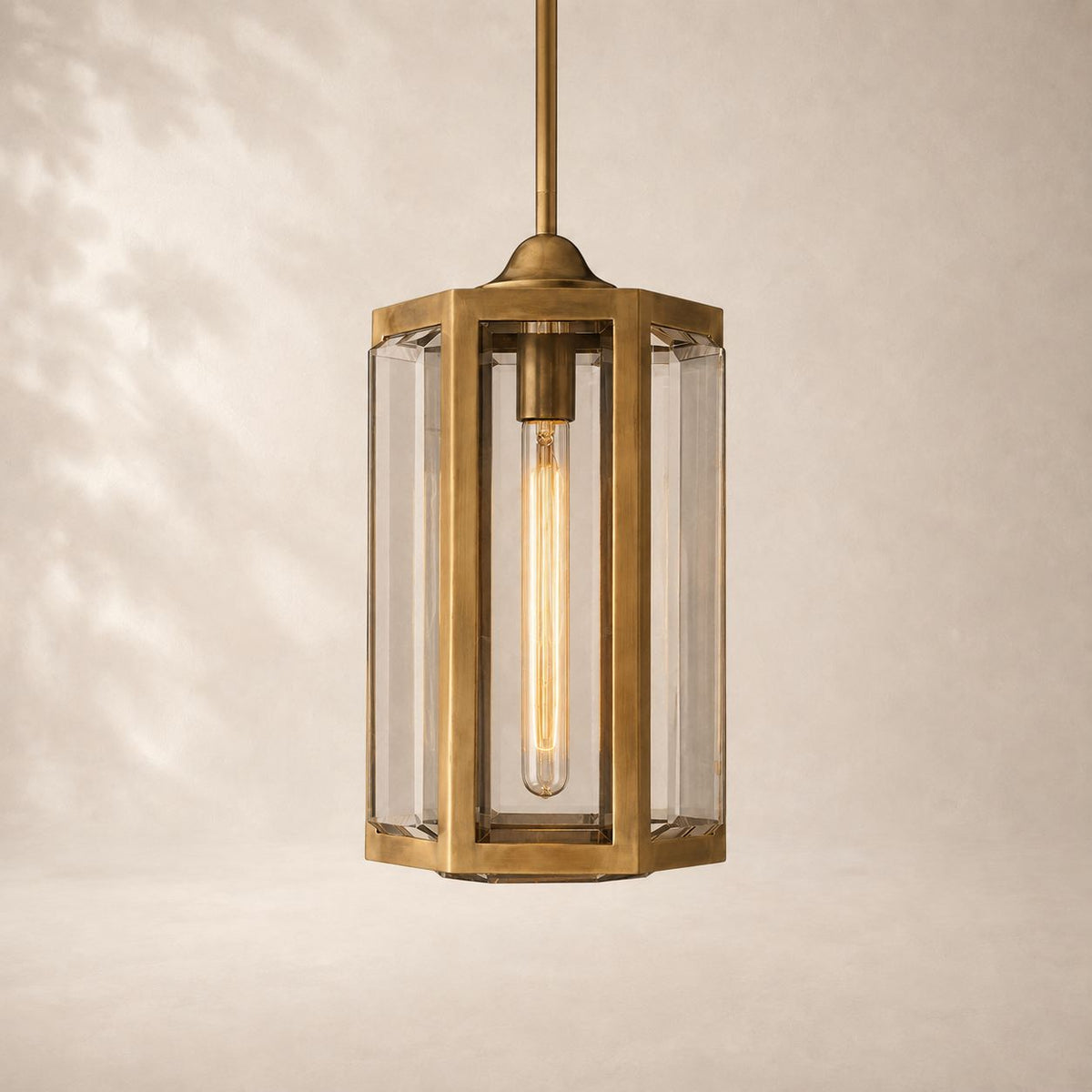 Chevara Grand Pendant 13"