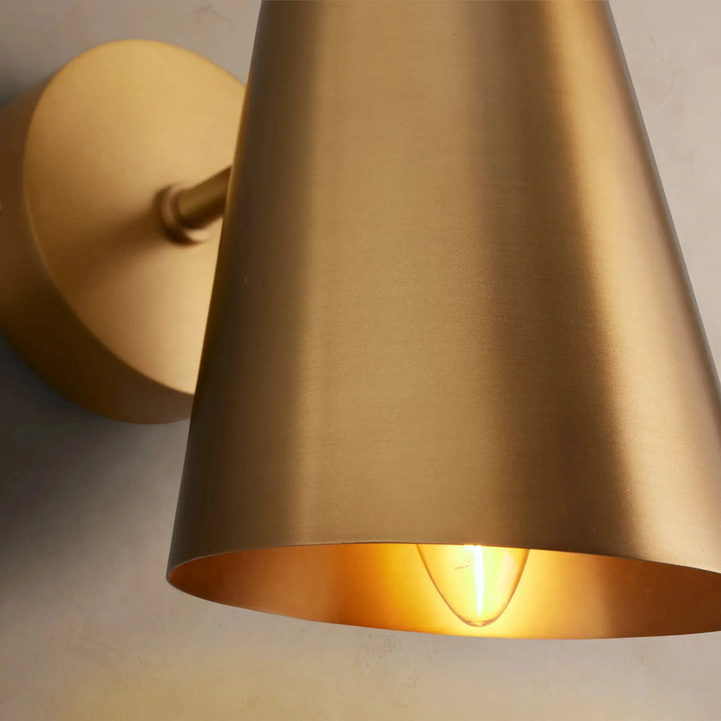 Forgequiet Sconce