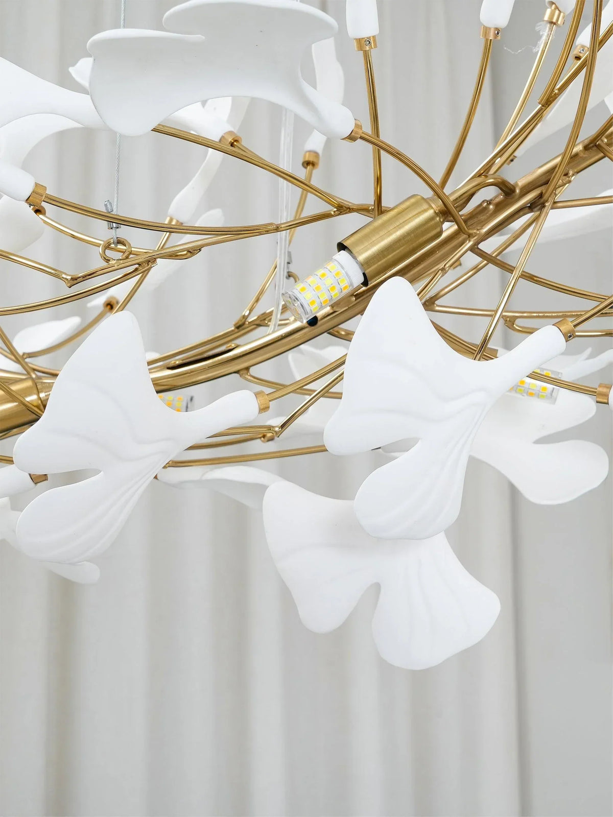 Ceramic Gingko Chandelier B - ebuylight