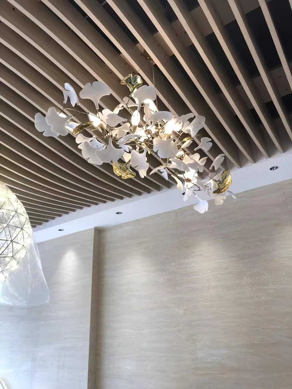 Ceramic Gingko Chandelier B - ebuylight