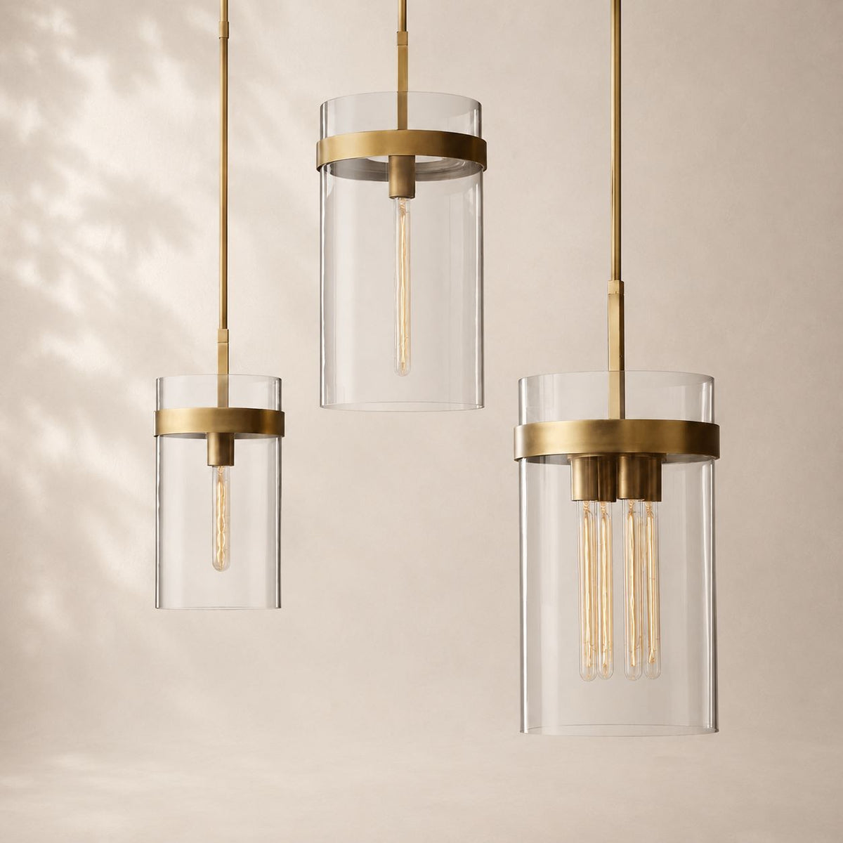 Ravina Clear Glass Pendant 10"