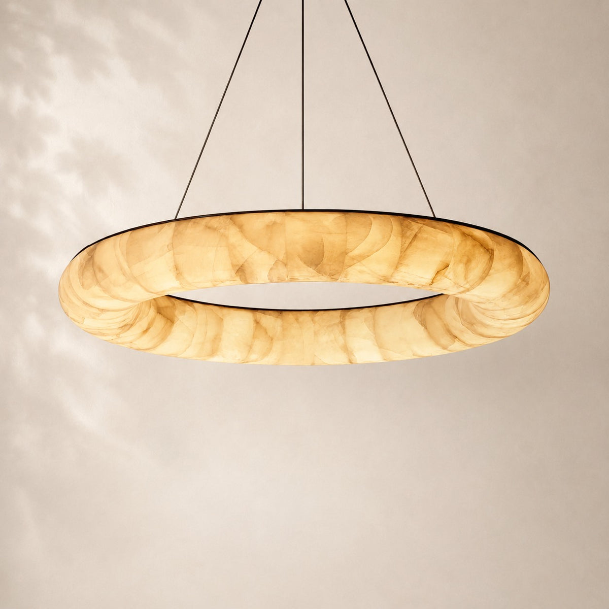 Riveon Lisse Round Chandelier 31"