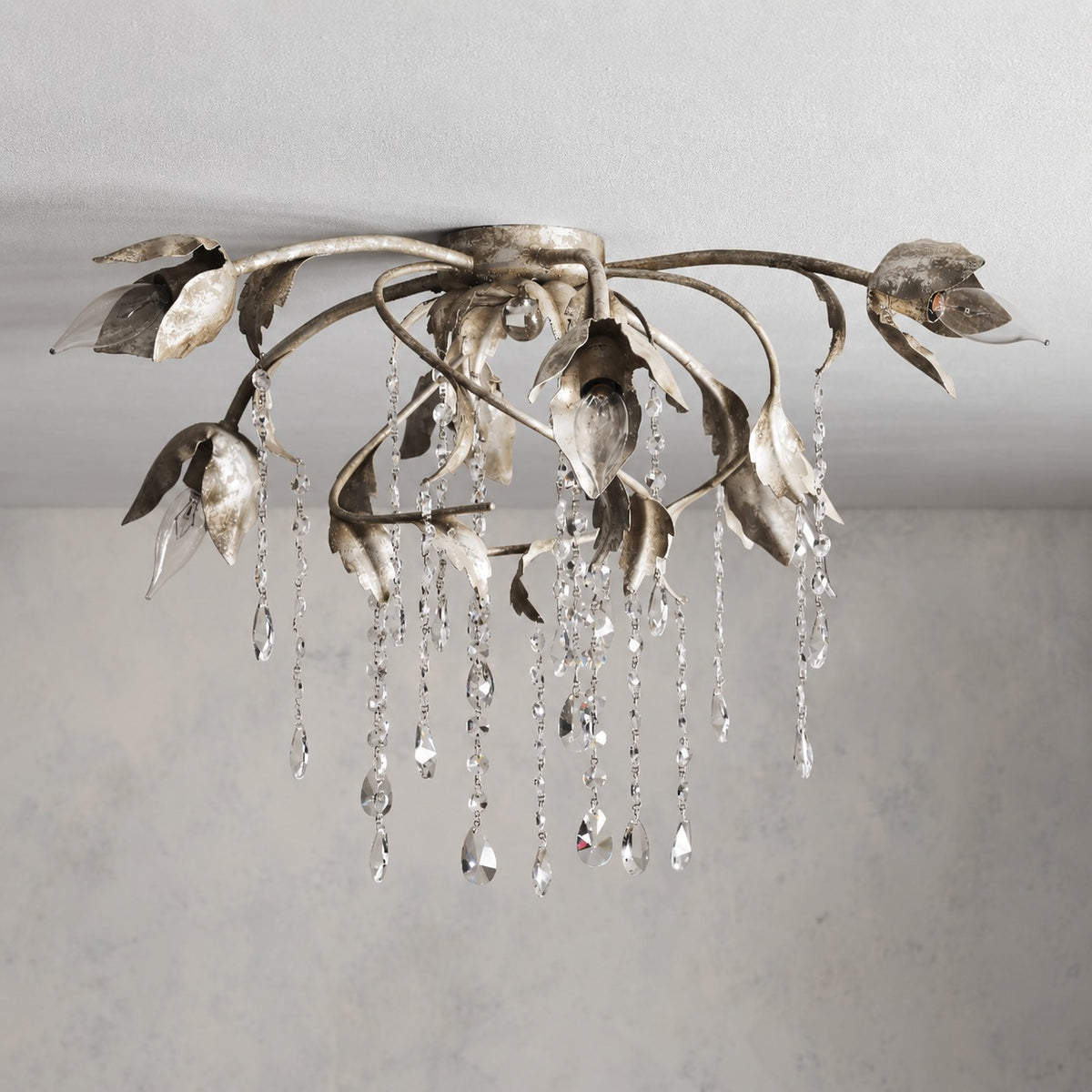 Vinetress Flushmount