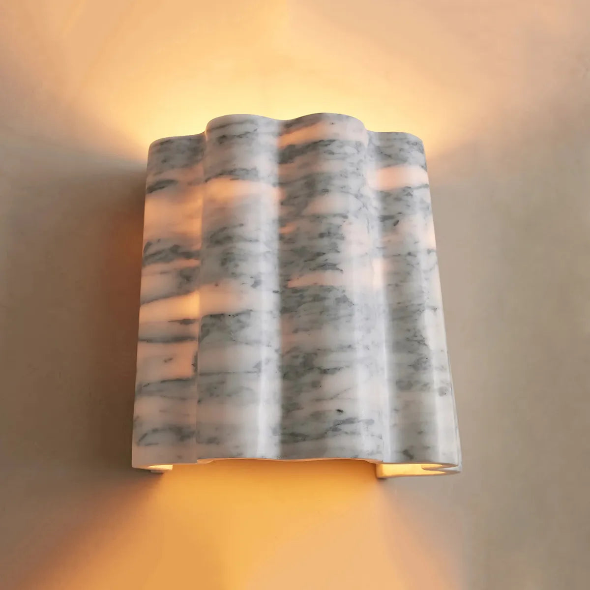 Carvehush Sconce