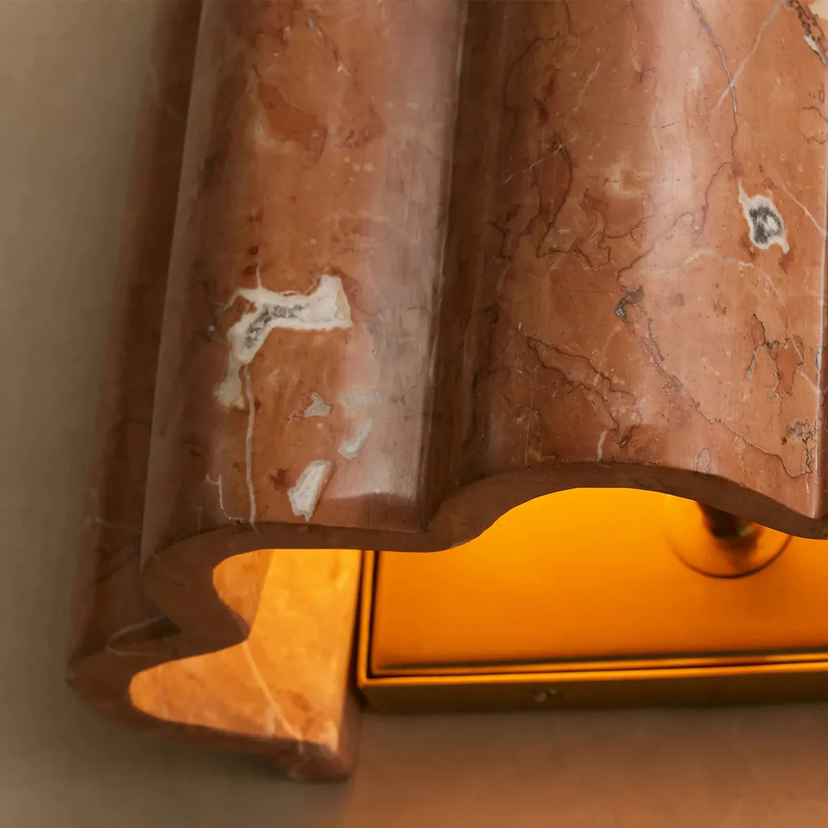 Carvehush Sconce