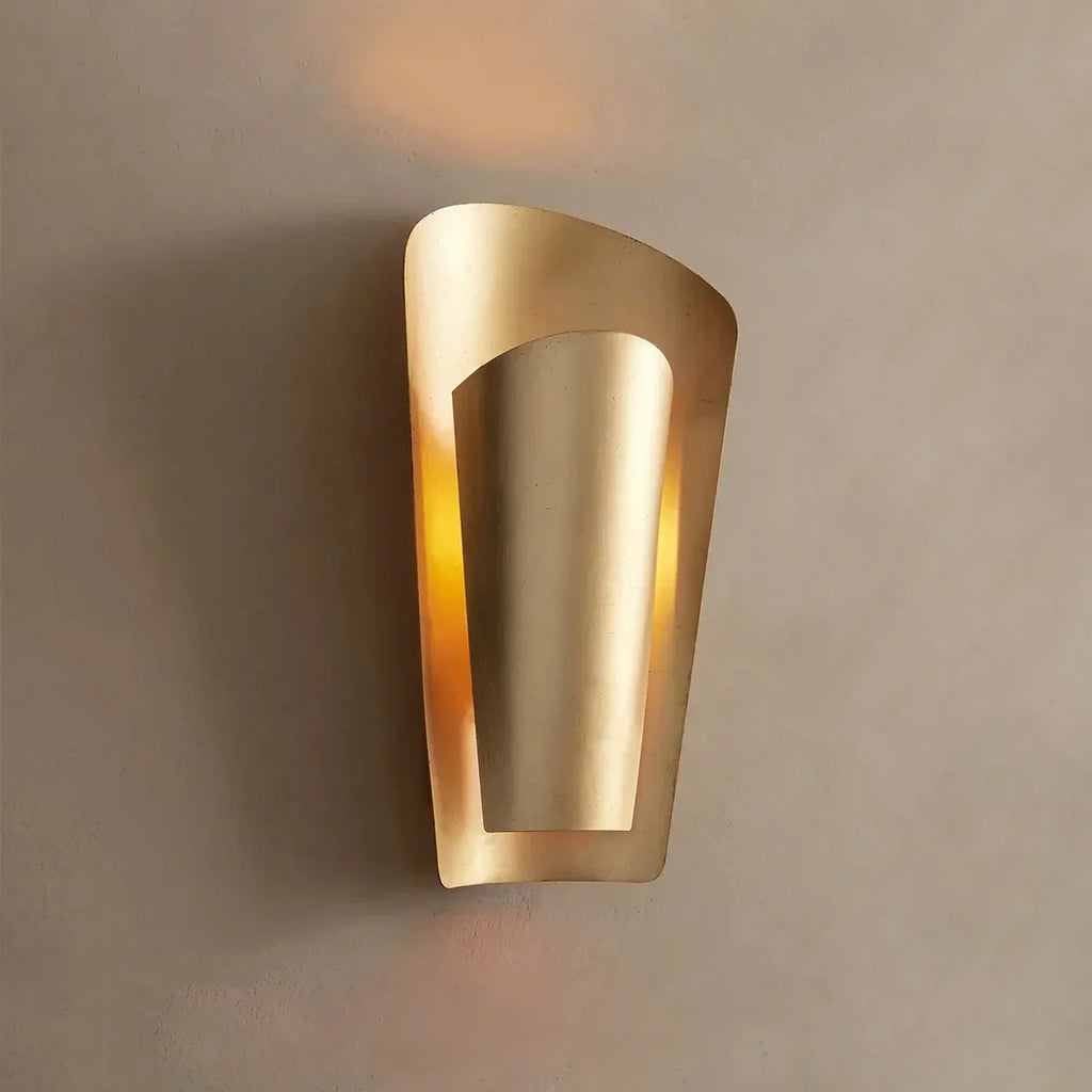 Leafplane Sconce